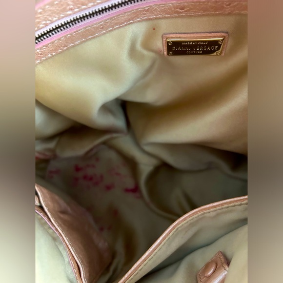 Gianni Versace - Special Edition - Couture Powder Pink Ostrich Leather Handbag - Picture 9 of 11
